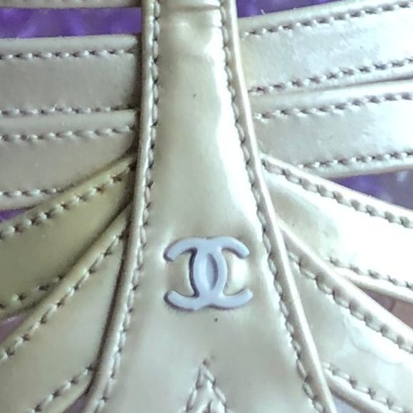 ChanelGrey/Green Grey/Green Patent Leather and PVC - Picture 5 of 5